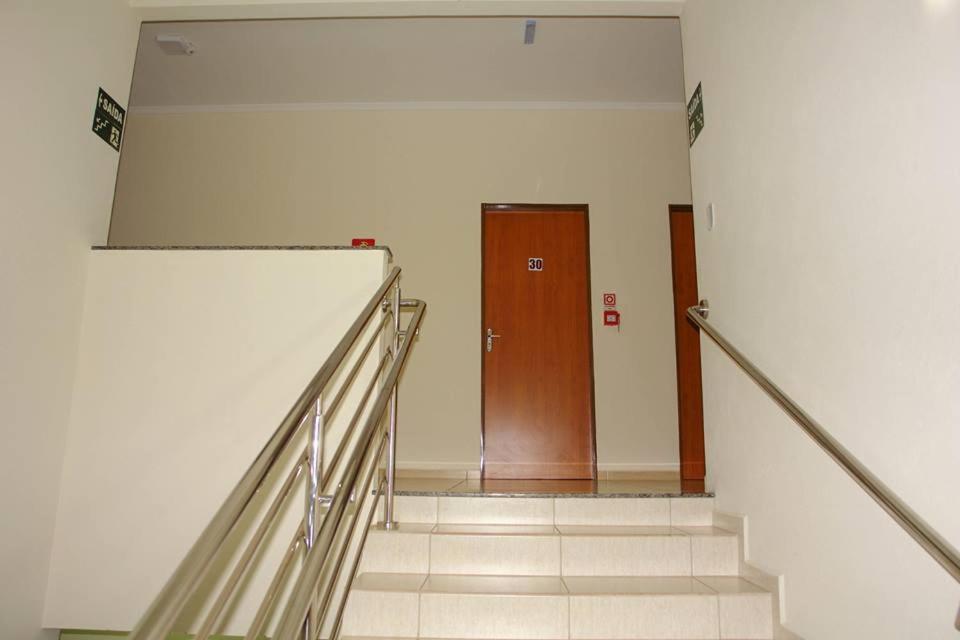Casas Novas Hotel Penápolis Zewnętrze zdjęcie